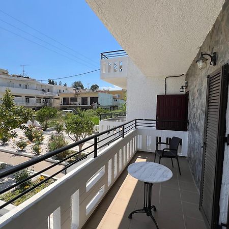 Zourpos Studios & Apartments Kalyves Exterior foto